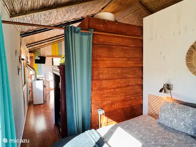 Cabane de glamping | Portugal, Algarve, Moncarapacho - glamping / tente safari / yourte Lit double spacieux avec matelas sur le pont supérieur