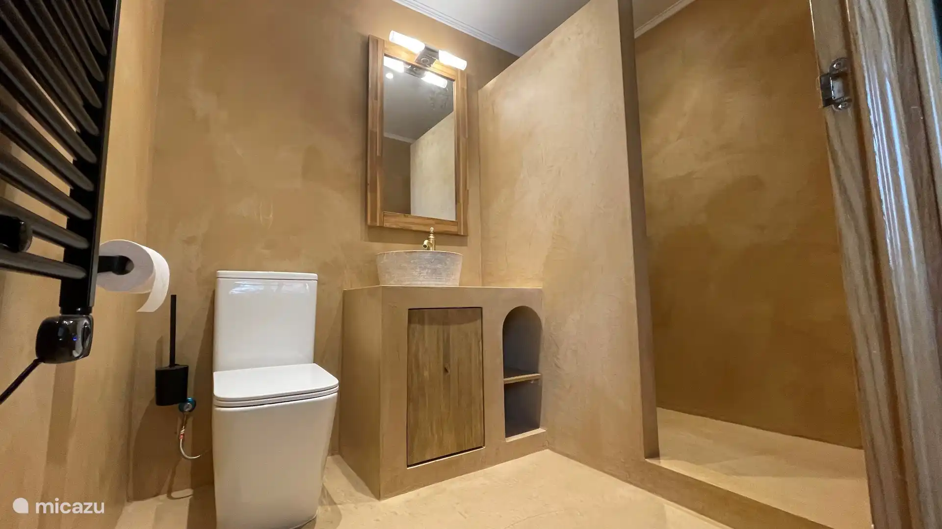 Salle de bain de la chambre 1