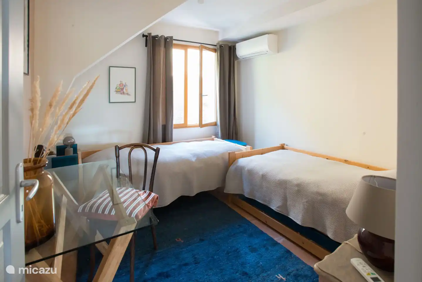 Kinderzimmer/Arbeitszimmer im Erdgeschoss