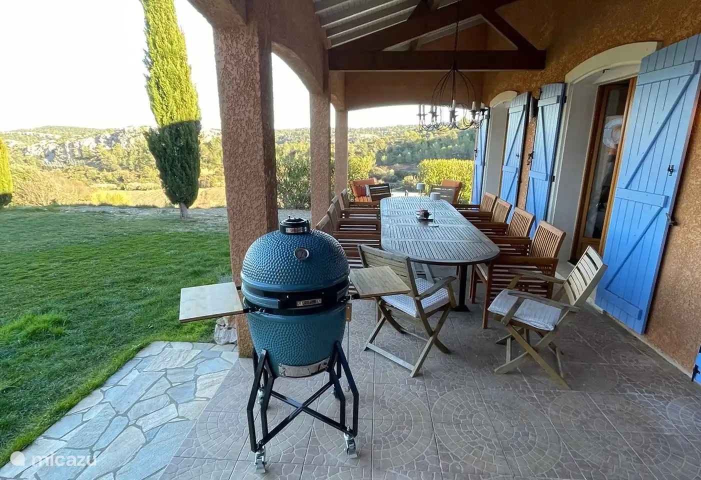 Wunderschöner BBQ Kamado Classic Large