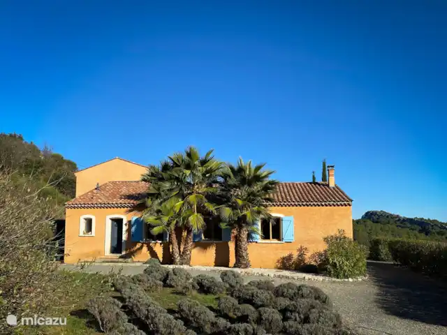 Tréville | France, Hérault, Saint-Chinian - villa Entrée et grand parking