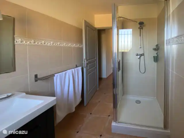 Tréville | France, Hérault, Saint-Chinian - villa Deuxième salle de bain avec douche