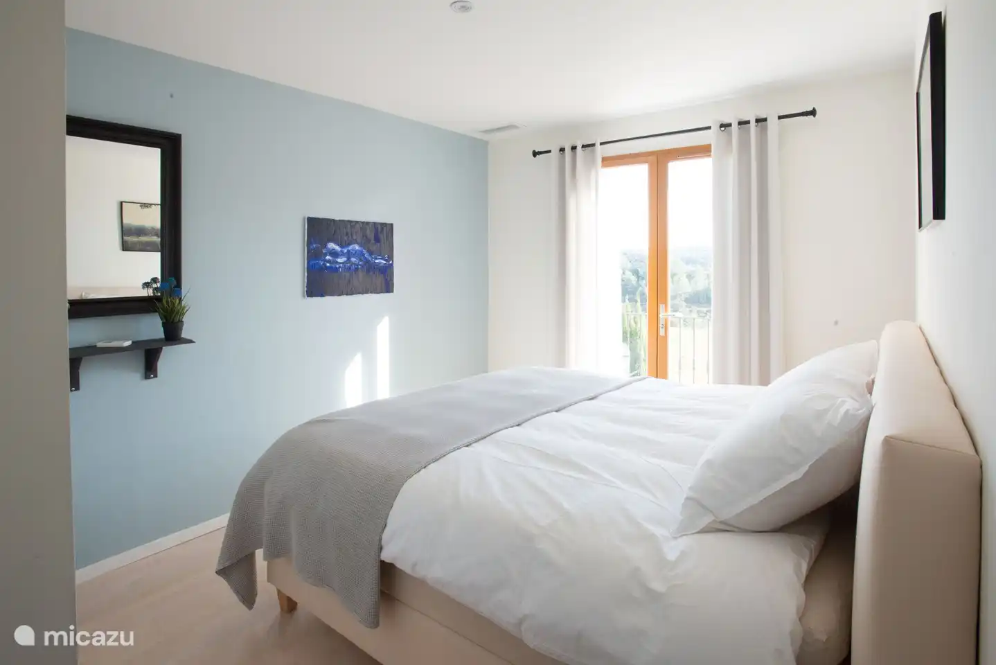 Das Zimmer mit Balkon