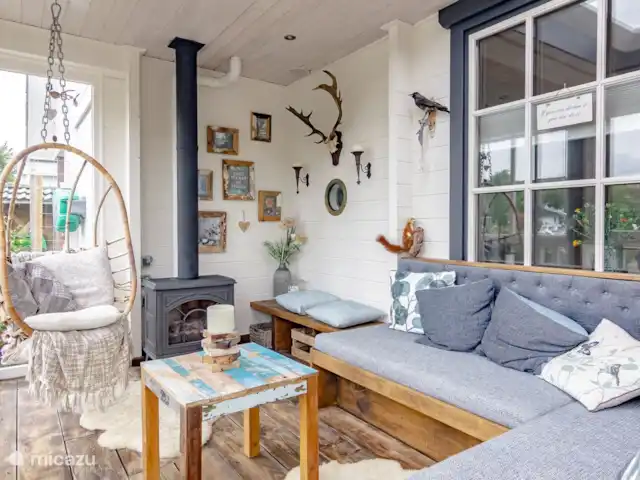 Maison du lac Hollande | Pays-Bas, Groningue, Kropswolde - maison de vacances Le coin salon sur la véranda.