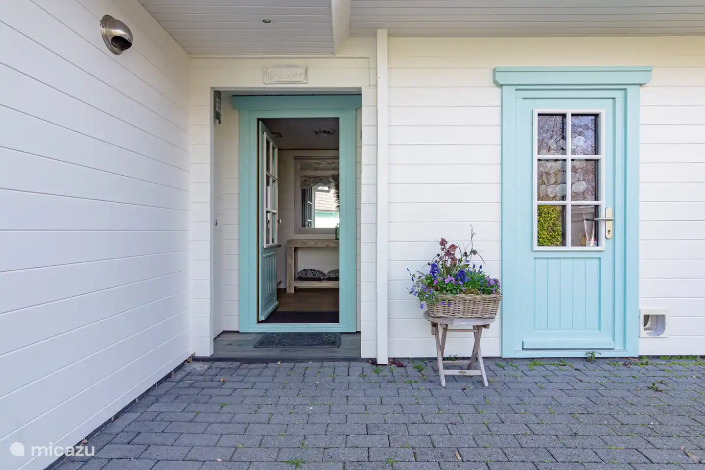 L'entrée de Lakehouse Holland. Nous vous souhaitons personnellement la bienvenue !