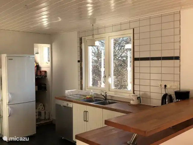 Location de Vacances Suède, Småland, Ljungby, villa - Maison de village proche lac La cuisine bien équipée