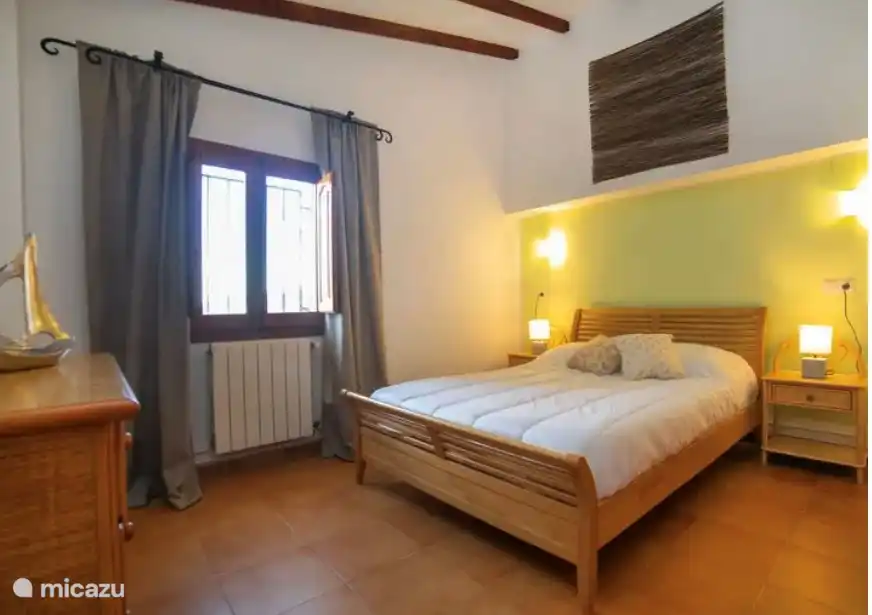 Slaapkamer bij woonkamer IV