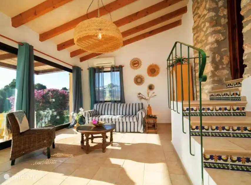 Woonkamer V met heerlijke zithoek