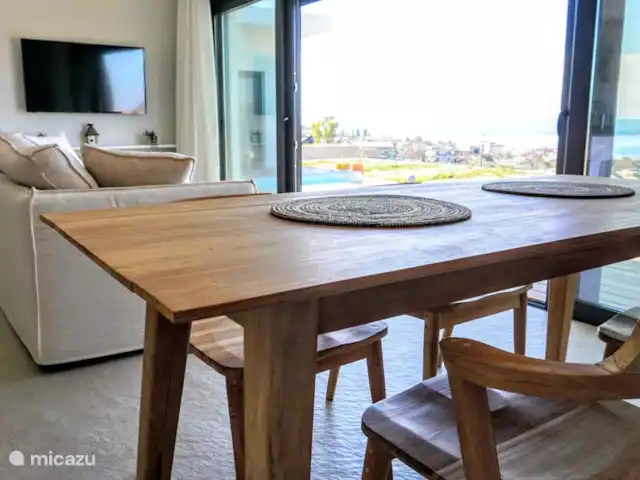 Villa Karma | Grèce, Grèce centrale, Paleros - villa Dînez à l'intérieur avec vue.