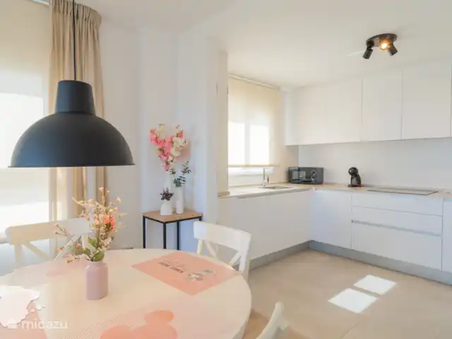 Vrai Ifach Casa Vivo | Espagne, Costa Blanca, Calpe - appartement Coin repas avec cuisine ouverte
