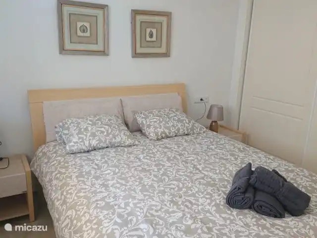 Casa Playa La Rada | Espagne, Costa del Sol, Estepona - appartement Chambre double avec salle de bain attenante.