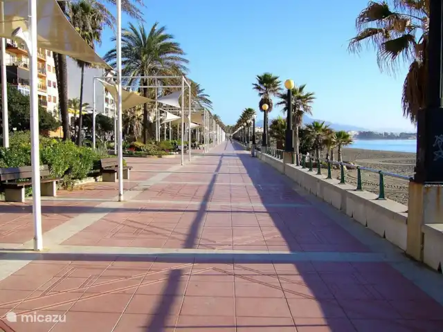 Casa Playa La Rada | Espagne, Costa del Sol, Estepona - appartement Promenez-vous sur le Paseo Maritimo