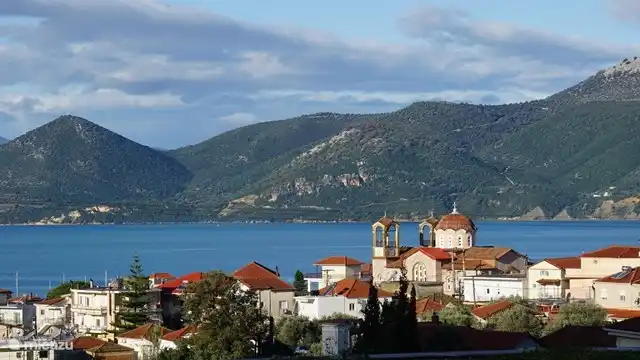 Vista del pueblo desde la villa.