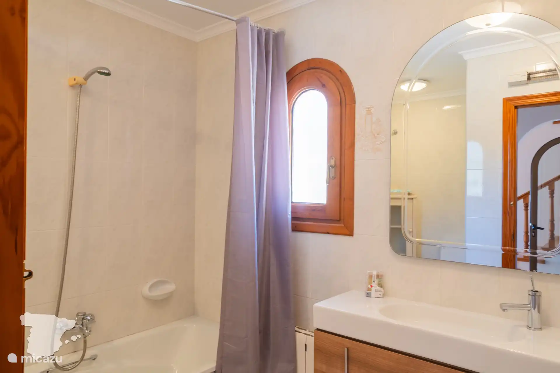 Badezimmer 1 im Erdgeschoss