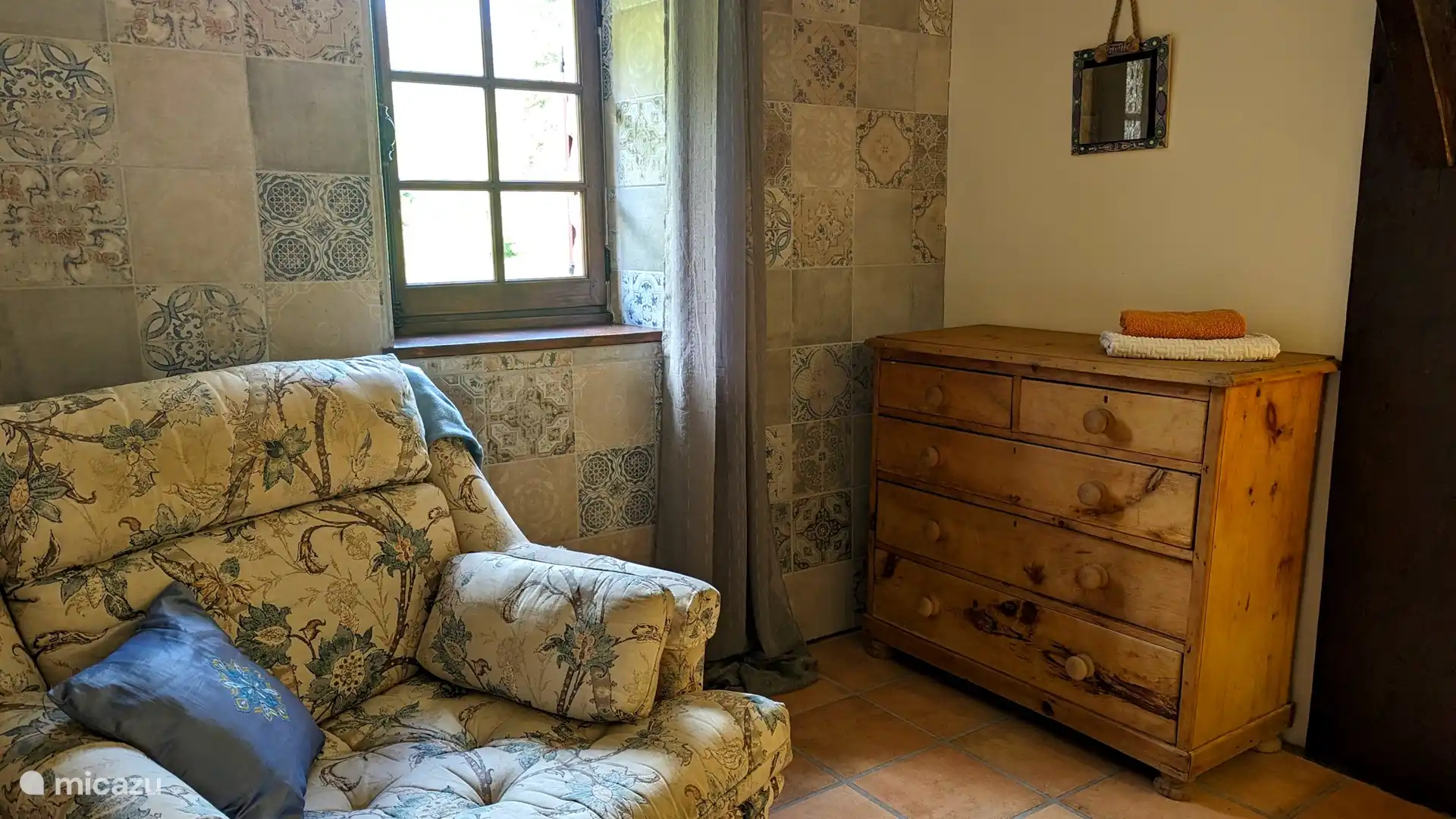 2-Personen-Schlafzimmer mit zwei Einzelbetten (90-190 cm)