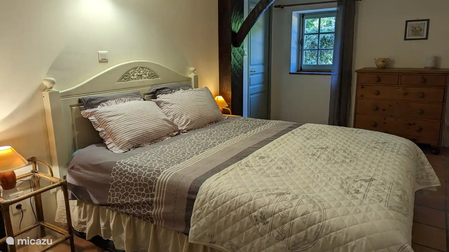 Doppelzimmer mit eigenem Bad. Bett 160–200 cm