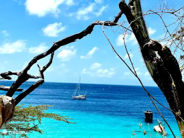 Location de Vacances Curaçao, Banda Ariba (est), Santa Catharina, bungalow - Casa Pura Vida Vue depuis le Fort Beekenburg, à quinze minutes de la station.