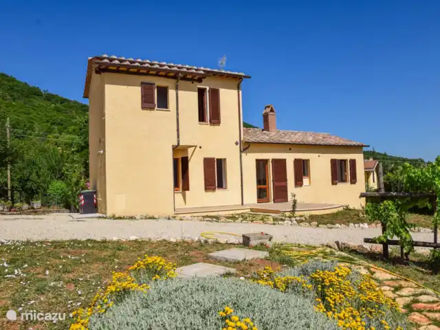 2 casas con piscina privada en Italia, Umbría, Santa Restituta - casa vacacional