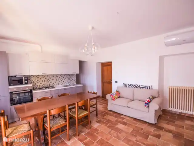 2 casas con piscina privada en Italia, Umbría, Santa Restituta - casa vacacional la nueva casa