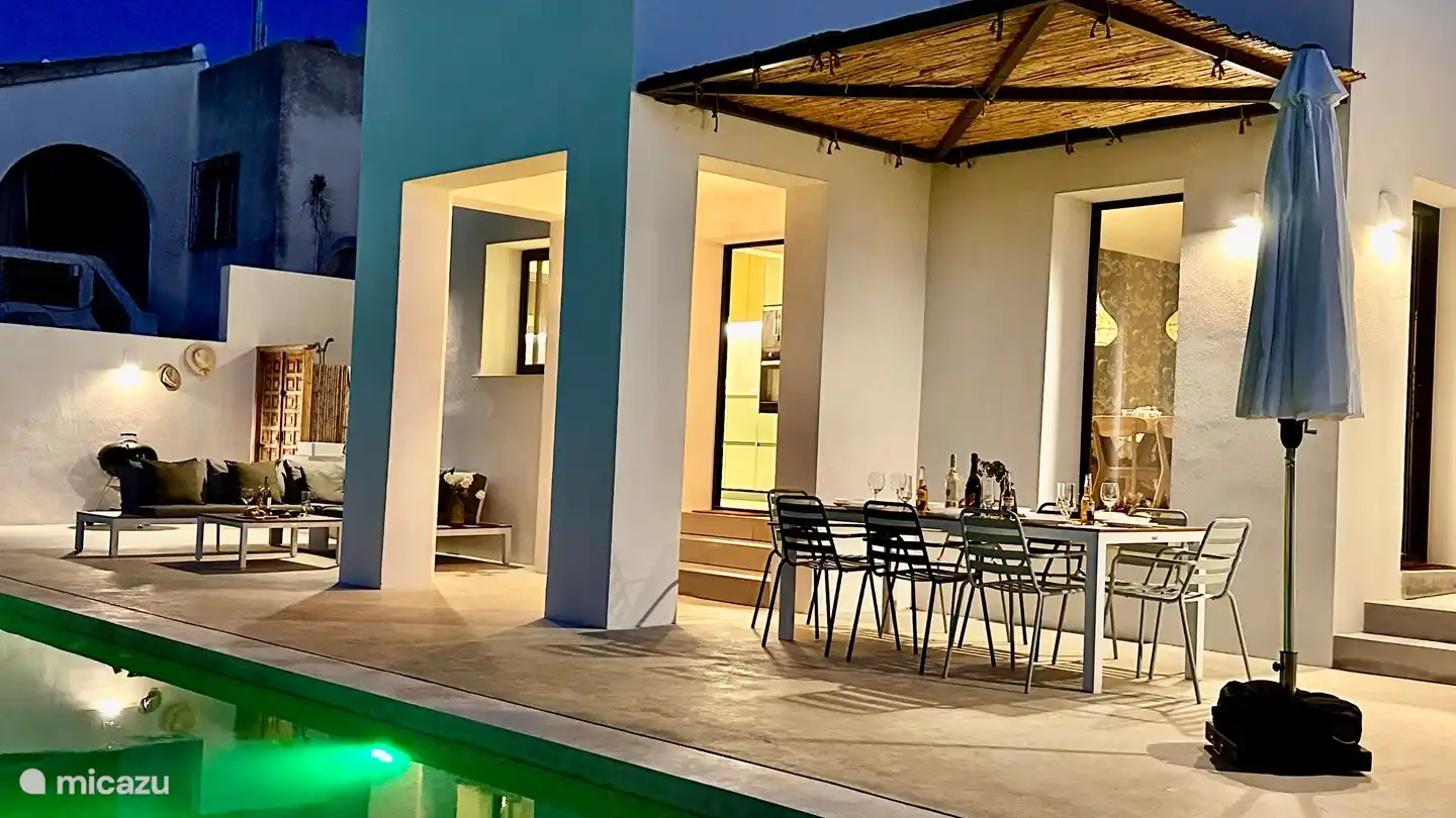 Rückseite der Villa