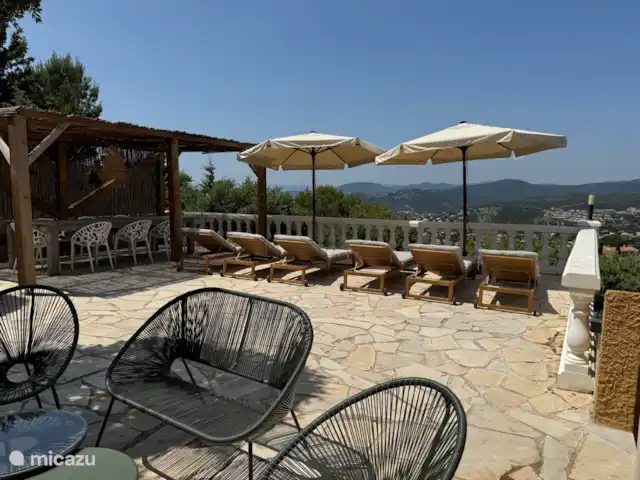 Oliveira en Francia, Costa Azul, Les Issambres - villa Terraza