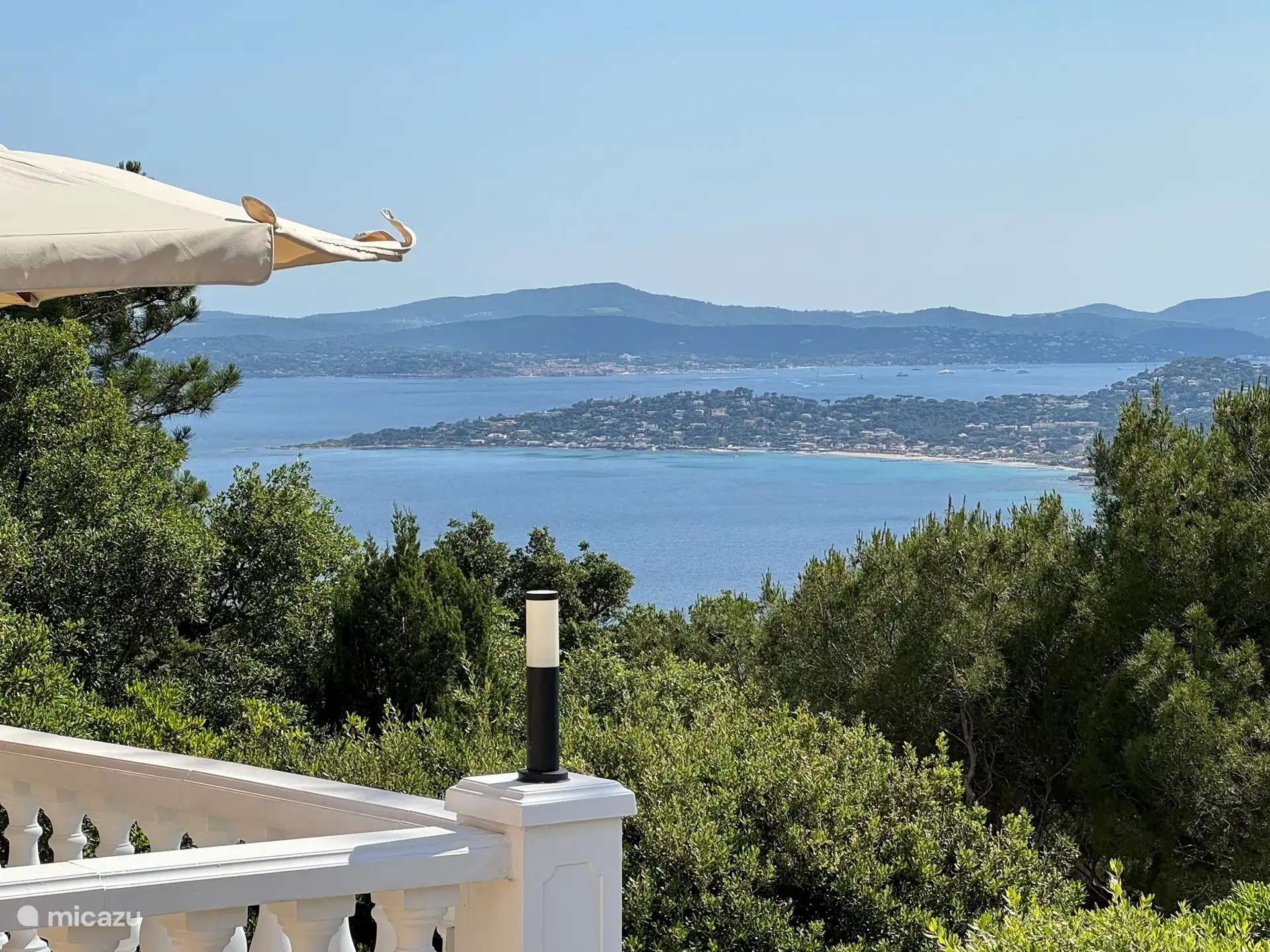 Oliveira in Frankreich, Côte d´Azur, Les Issambres - villa