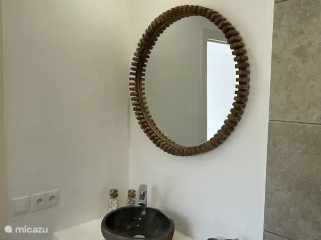 Oliveira en Francia, Costa Azul, Les Issambres - villa Baño 2