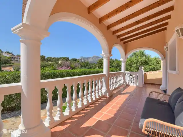 Villa Vida | Espagne, Costa Blanca, Jávea - villa Côté terrasse, en partie couverte de la naya. Merveilleux endroit pour le soleil du soir avec vue sur le Montgó.