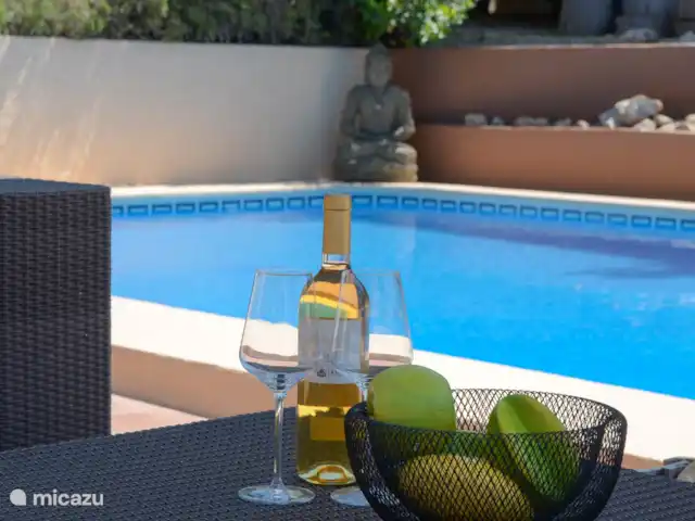 Villa Vida | Espagne, Costa Blanca, Jávea - villa Prenez un verre au salon installé au bord de la piscine.