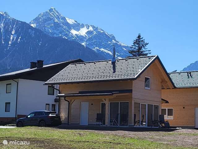 Vakantiehuis Oostenrijk, Karinthië, Kotschach - vakantiehuis Dijkstra's Cottage met laadpaal