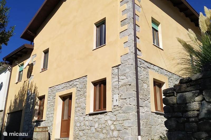 Vakantiehuis Italië, Emilia-Romagna, Borgo Val di Taro (Parma) Vakantiehuis Casa dei nonni
