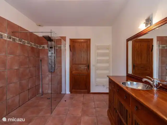 Vignefermé en Francia, Dordoña, Razac-de-Saussignac - casa vacacional Baño