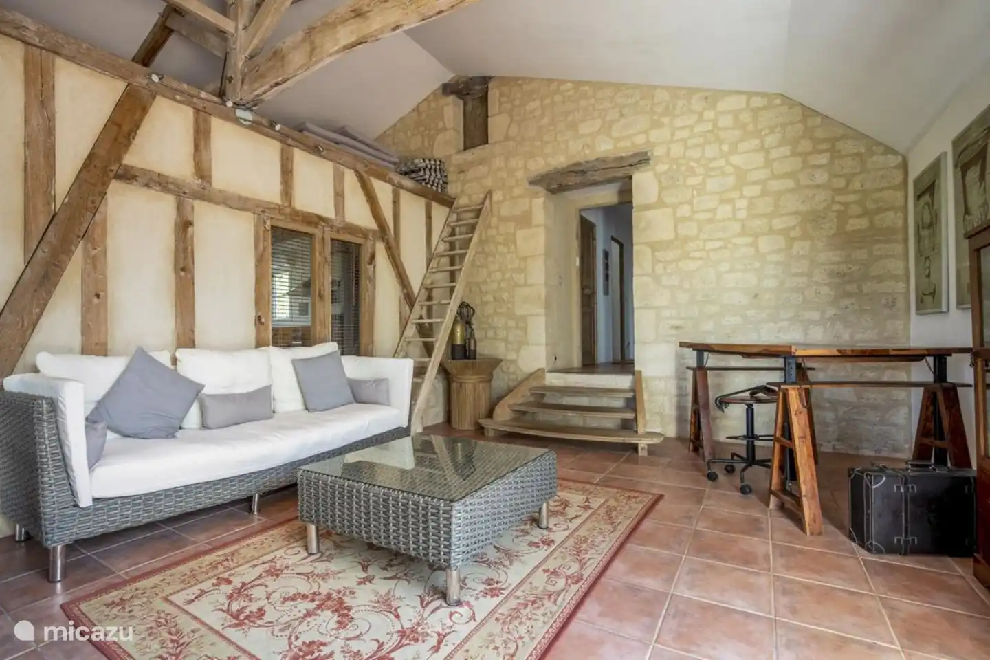 Eine Sitzecke im ersten Stock