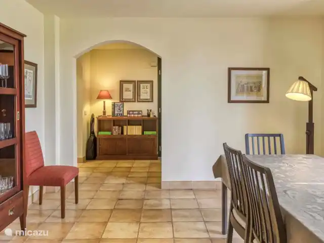 Location de Vacances Espagne, Costa Brava, Navata, villa - Villa Josi Torremirona Resort salle à manger du salon