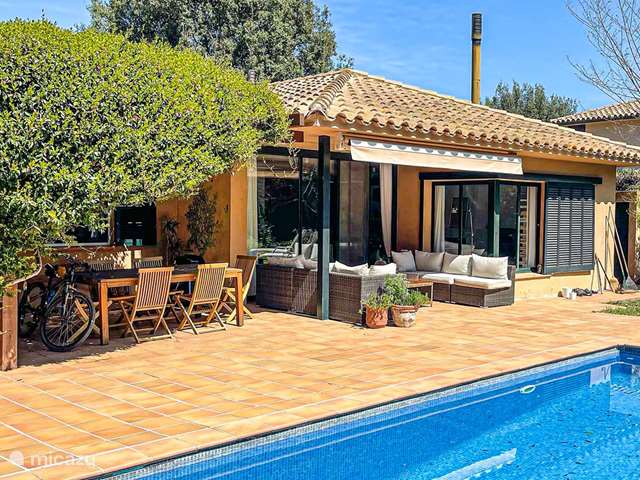 Holiday home in Spain, Costa Brava, Navata - villa Vila Gabrielle Torre Mirona Resort