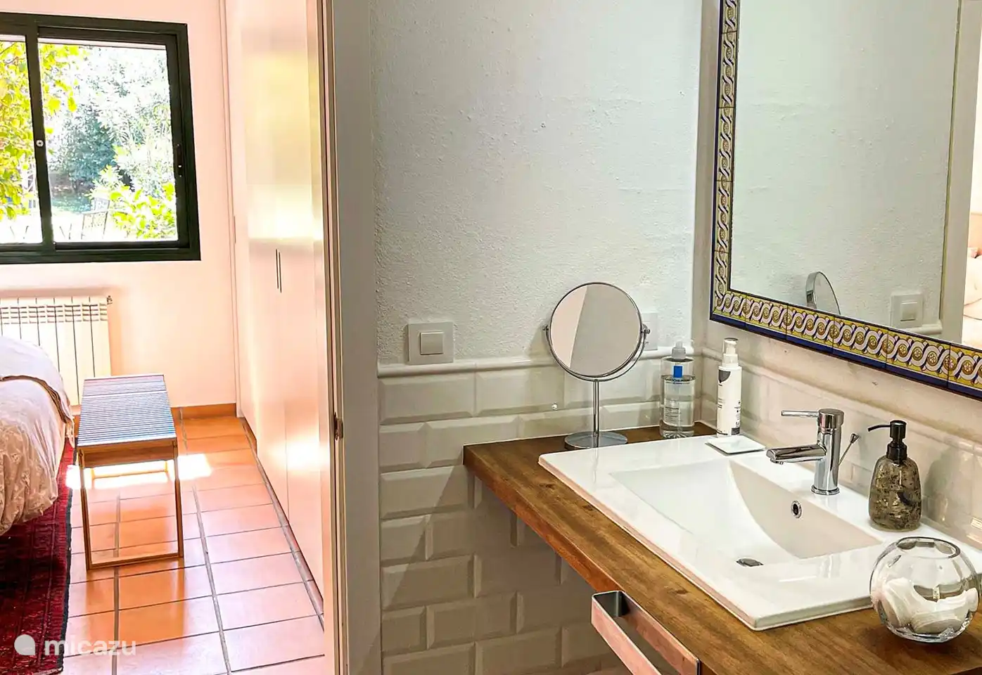 bathroom with bedroom