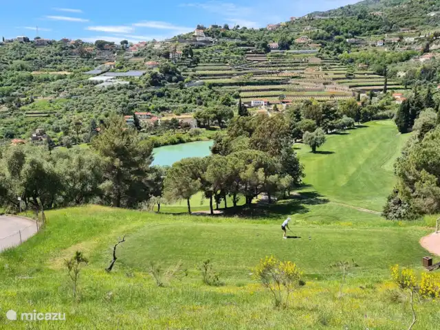 Villa Torba en Italia, Liguria, Dolceacqua - villa El campo de golf de san remo se encuentra a 45 minutos en coche.