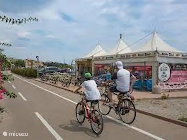 Villa Torba en Italia, Liguria, Dolceacqua - villa Puedes alquilar bicicletas para recorrer la antigua vía del tren desde Ospedaletti a Imperia. ¡¡Gran diversión!!