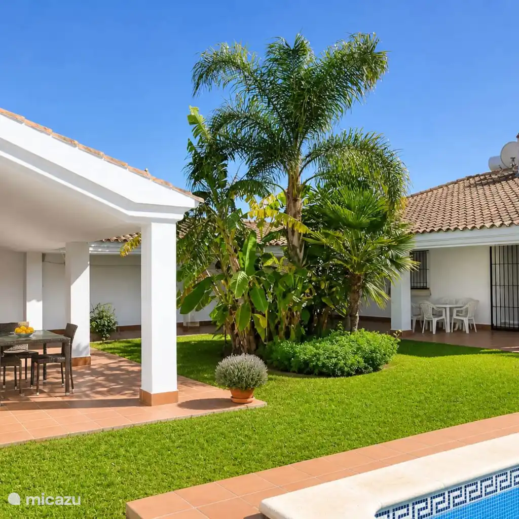 Patio villa (12 pax) met zwembad, foto 4