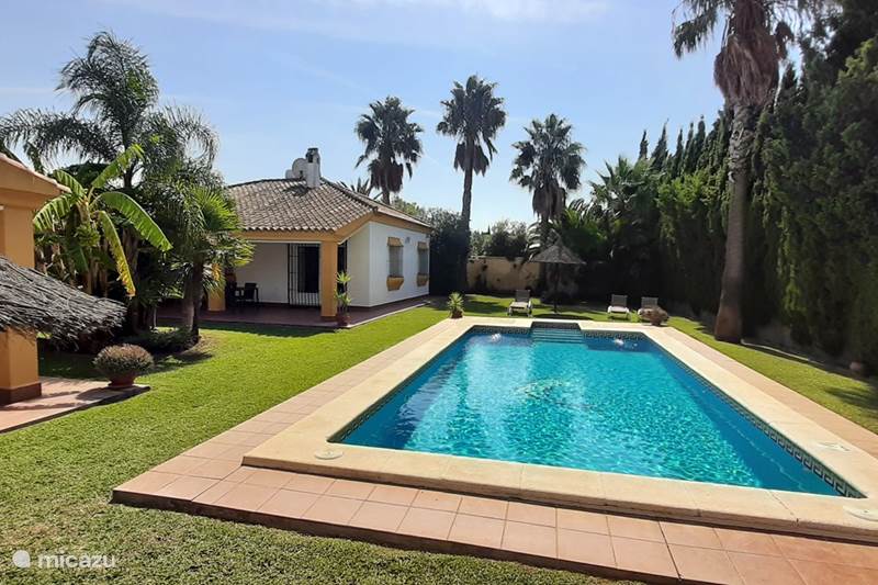 Vakantiehuis Spanje, Andalusië, Conil de la Frontera Vakantiehuis Casas Sol & Luna | Finca Paradiso