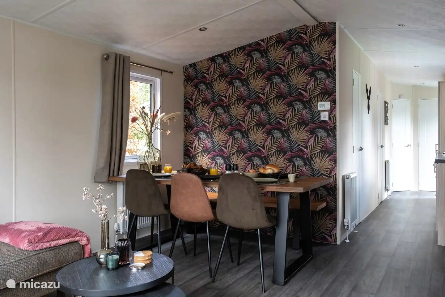 Dining table for 6 people.