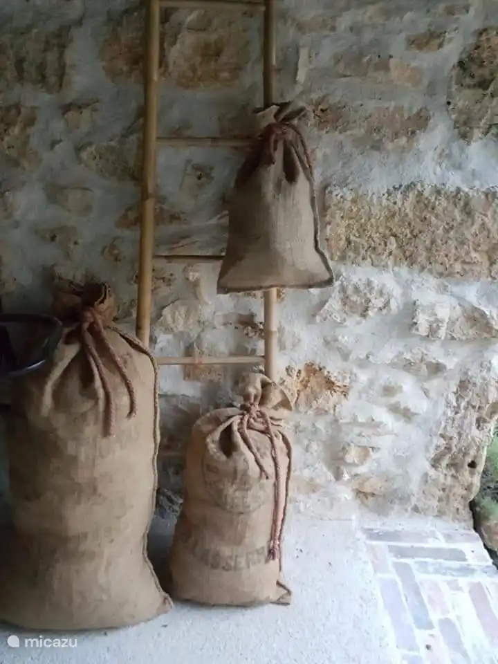 Brotbackofenbereich.