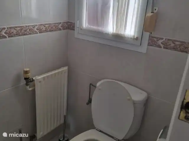 Villa Faisán en España, Costa Blanca, Moraira - villa baño adicional en la entrada