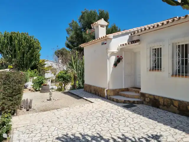 Villa Faisán en España, Costa Blanca, Moraira - villa El frente de la casa
