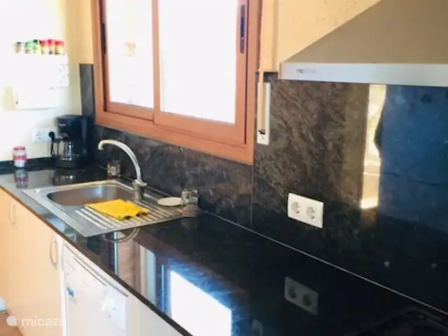 Casa José Ramón en España, Costa Dorada, Tarragona - casa vacacional Fregadero