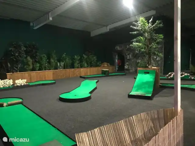 Maison de luxe 'De Boskant' | Pays-Bas, Overijssel, Gramsbergen - maison de vacances Les nouveaux parcours de Minigolf indoor.