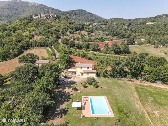 Maison avec piscine privée en Ombrie | Italie, Ombrie, Avigliano Umbro - maison de vacances Maison avec piscine privée en Ombrie | Italie, Ombrie, Avigliano Umbro - maison de vacances