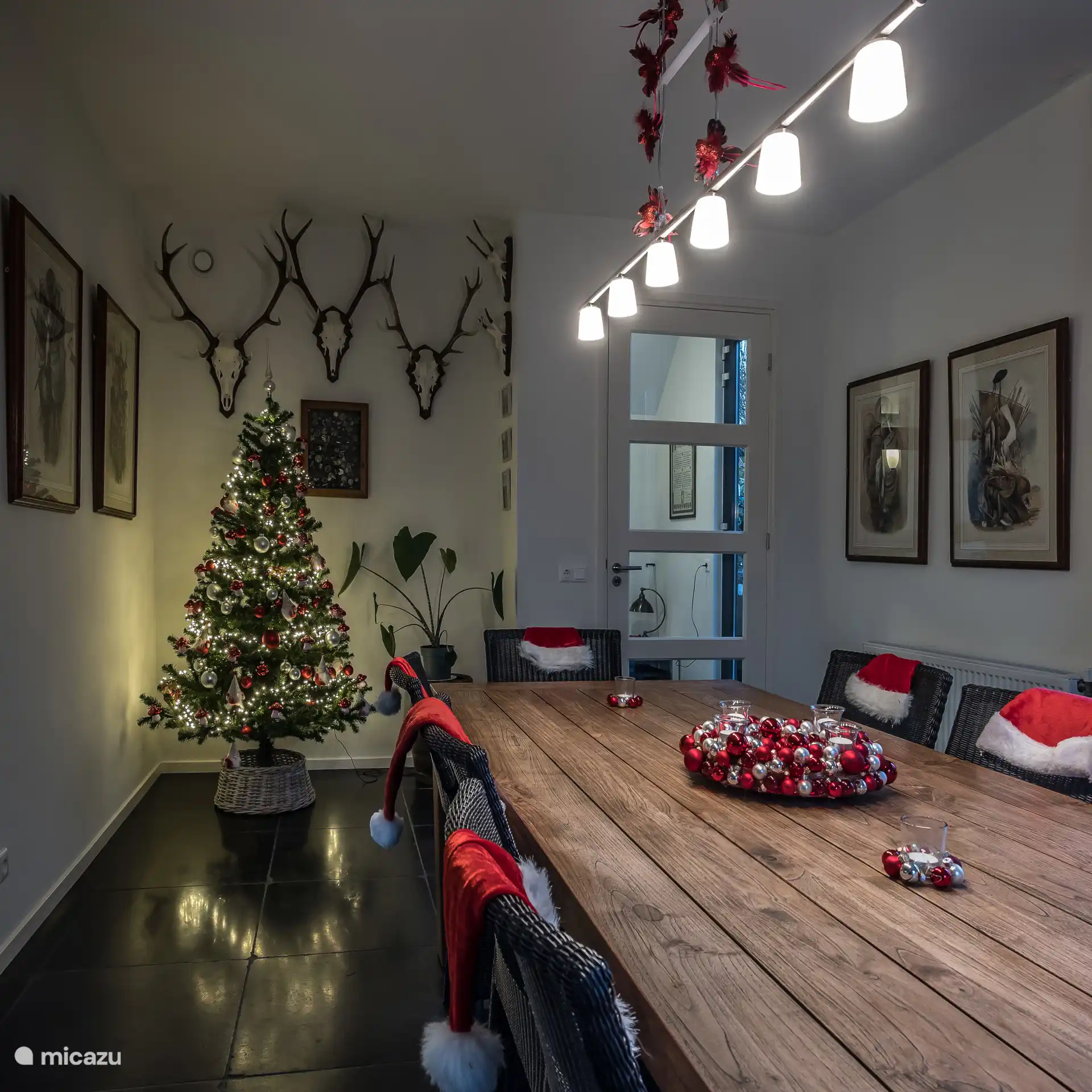 Weihnachts-Jagdhütte