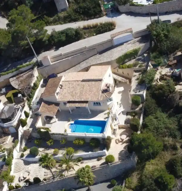 Drohnenübersicht der Villa