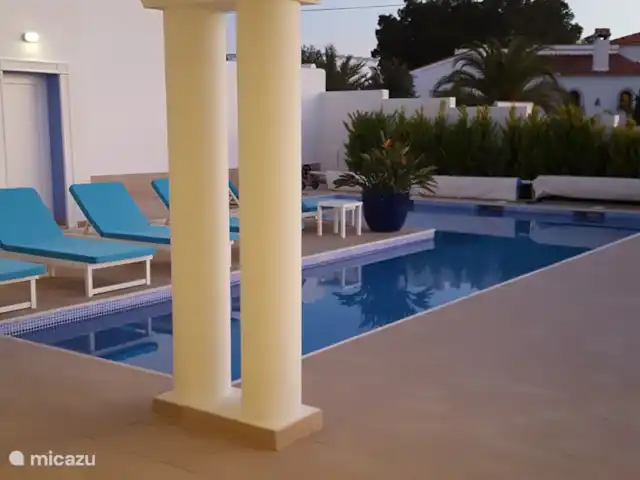 Maison Marie | Espagne, Costa Blanca, Moraira - villa Salon extérieur couvert avec vue sur la piscine